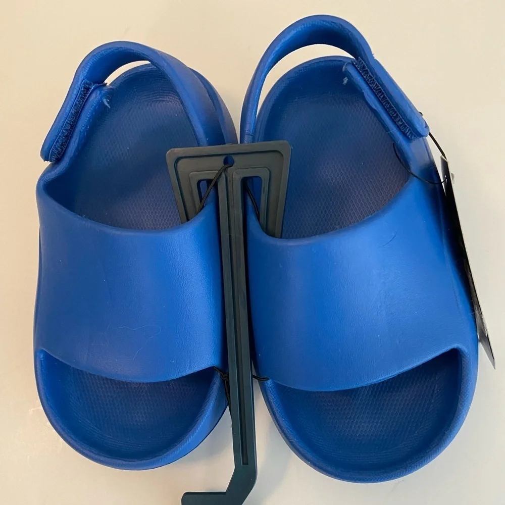 Blue Slide Sandals Water Sandals Kids Size 9K DSG New